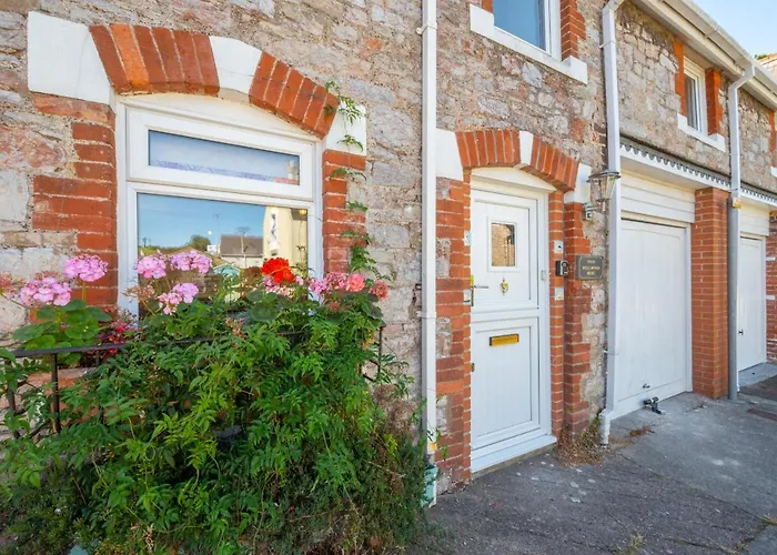 Honey Cottage Mews